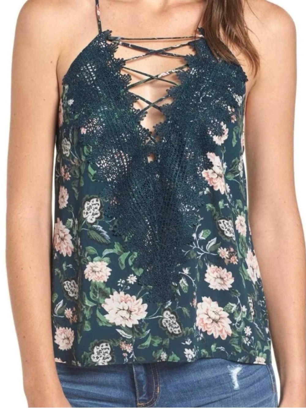 WAYF Posie Strappy Lace Floral Camisole Top, size XS